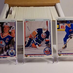 1990-91 Upper Deck Hockey set (190 cards)